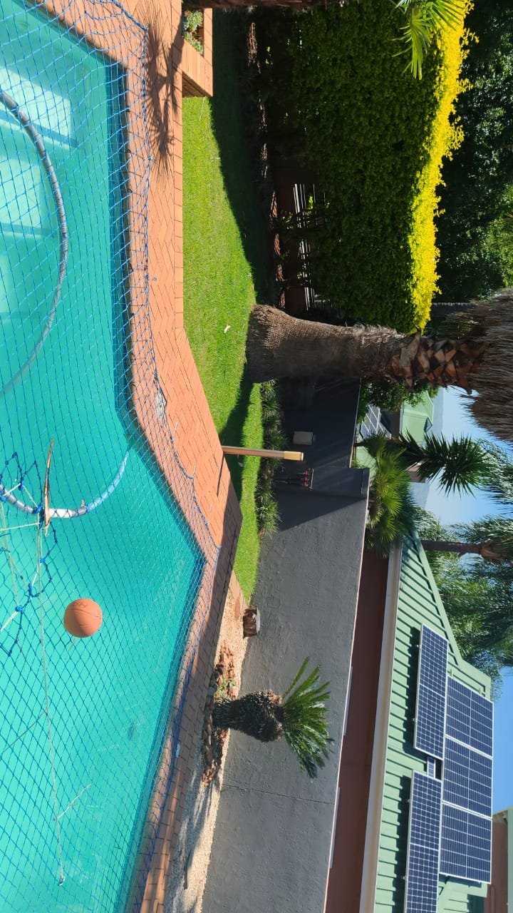 To Let 4 Bedroom Property for Rent in Caribbean Beach Club North West